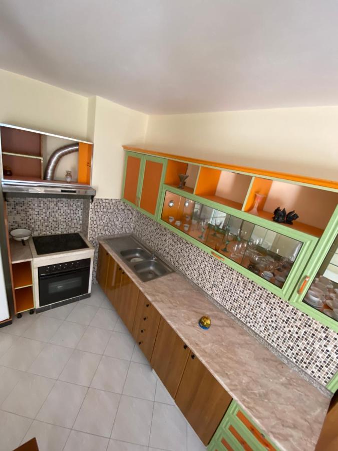 Апартаменти One Apartament Дуррес Екстер'єр фото